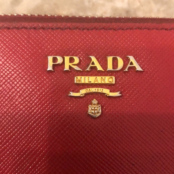Prada Red Large Saffiano Leather Zip Around Wallet - Picture 4 of 10